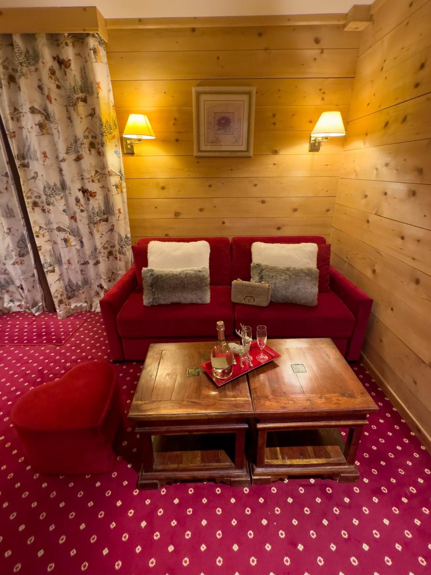 Hotel Le Chalet D'Auron Restaurant Et Spa Екстериор снимка